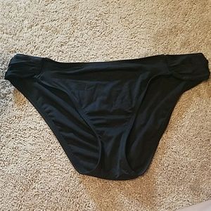 Mossimo black bottoms